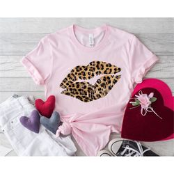 Leopard Lip Shirt, Valentines Day Shirt, Cheetah Lip,Valentines Day Gift fot her ,Lips Kiss Tee,Cute XOXO Valentine Shir