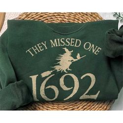 1692 Sweatshirt They Missed One Salem Witch Broom T-Shirt Halloween Disney Disneyland Trip Hoodie Spooky Season 2023 Gif