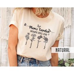 Grandma's Garden Shirt, Custom Birth Flowers and Names, Family Name Pullover, Flower Sweatshirt, Birth Flower Sweatshirt