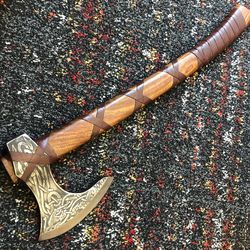 CUSTOMIZABLE DAMASCUSE AXE 22INCHS WITH WOODEN HANDEL AND LEATHER SHEATH