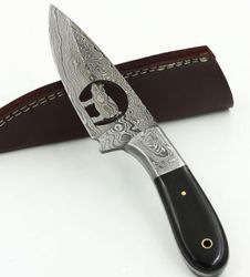 Damascus Skinner Knife , Custom Made Hand Made Damascus Steel Hunting Knife