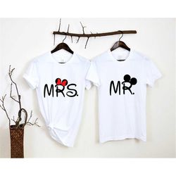 Disney Mr. and Mrs Shirts, Mickey and Minnie Disney Shirt, Disney Couple Shirt Gift, Disney Matching Shirts, wedding par
