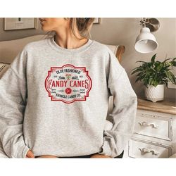 vintage christmas sweatshirt, kringle candy co. shirt, christmas candy sweatshirt, candy cane shirt, christmas crewneck
