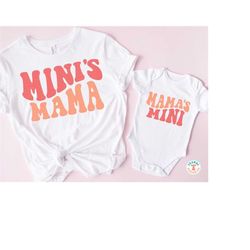mommy & me svg png, mama's mini, mini's mama, matching mom, baby, toddler, girl shirts svg, retro wavy design, mom and m