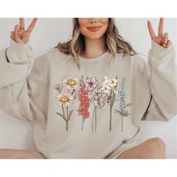 Personalized Month Flower Birth Flower Sweatshirt, Custom Birth Flower Sweater, Floral Grandma, Gift for Grandma, Happy