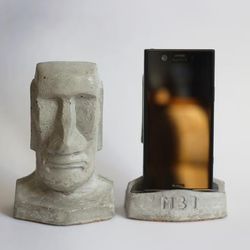 Concrete Moai Phone Holder Statue