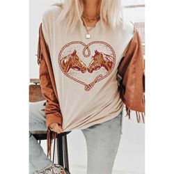 Long Live Cowgirls Shirt Western Graphic Tee Oversized Comfort Colors Western Cowgirl Shirt Rodeo Horse Lover Cowgirl Gi