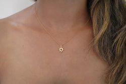 Gold Sun Necklace, Minimalist Necklace, Dainty necklace, Unisex Neklace