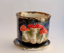 Plant pot, Mushroom figurines Ornamental flowerpot, Picturesque green mushroom vase Ceramic pot with tray Handmade