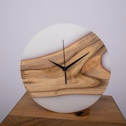 Contemporary White Wood and Epoxy Wall Clock - Timeless Elegance for Your Home Decor
