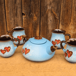 Romantic Heart-Designed Tea Set: Elevate Your Tea Time
