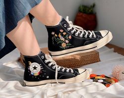 Converse Flower And Pet,Custom Bird And Flower,Embroidered Gerbera,Flower Girl Shoes,Floral Converse