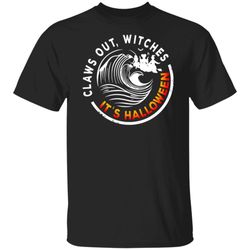 Halloween In A World Full Of Princesses Be A Witch T-Shirt