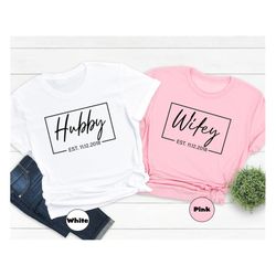 Custom Wifey And Hubby Shirt, Personalized Wedding Party T-shirt, Honeymoon Sweatshirt, Wife And Hubs Hoodie, Just Marri