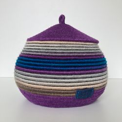 Purple jute basket with lid 8'' x 7.5''