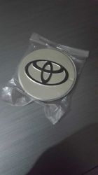 Toyota Corolla Wheel Cap Emblem 4 Piece In Silver Punching