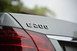 Mercedes E200 Emblem Diesel in Metal