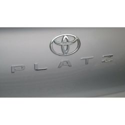 TOYOTA PLATZ Car Emblem