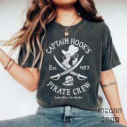 disney villains captain hook pirate crew est 1953 shirt, peter pan, tinker bell unisex t-shirt, caption hook's shirt, di