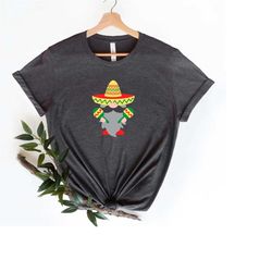 Cinco de Mayo Gnome T-shirt, Happy Cinco de Mayo Shirt, Holiday Trip Shirts, Mexico Trip Shirt, Tequila Shirt, Party Shi