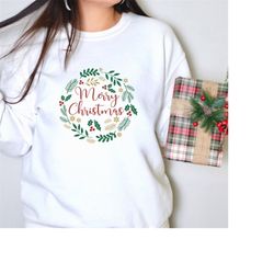 Christmas wreath sweatshirt 'Merry Christmas', Christmas sweater for women jumper for christmas party.