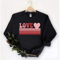 Retro Love Valentines Day Shirt,Valentines Day Shirts For Woman,Heart Shirt,Cute Valentine Shirt,Valentines Day Gift,Val