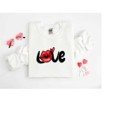 Valentine love Lips Shirt,Heart Shirt,Love Shirt,Leopard Print Shirt,Retro Leopard Shirt,Leopard Design For Women Shirt,
