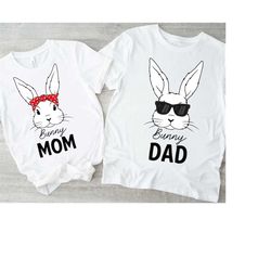 Bunny Mom Shirt, Bunny Dad Shirt, Bunny Mother Sweatshirt, Custom Rabbit Lover Gift, Rabbit Gift, Bunny Mom Gift, Funny