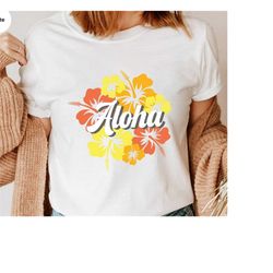 Hawaii TShirt, Summer Clothing, Vacation Outfit, Floral Graphic Tees, Gifts for Friends, Travel T-Shirts, Shirts for Wom