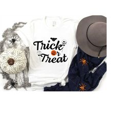 Trick r Treat Minimal Halloween Shirt, Cute Trick Or Treat Short Sleeve Shirt, Halloween Vibes, Favorite Halloween Gifts