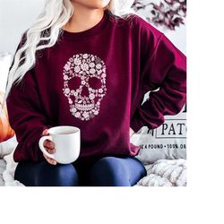 Vintage floral surge skull sweatshirt, Day Of The Dead sweater, Da de los Muertos, Mexican Holiday sweatshirt, Flower Su