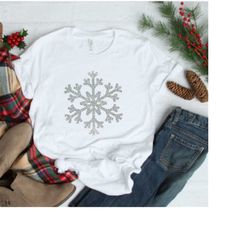 Snowflake shirt, glitter christmas shirt,womens christmas shirt, glitter snowflake,Christmas shirt, Christmas party shir