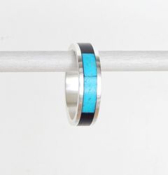 silver band ring. arizona turquoise, ural malachite, rhodonite, jet lignite.