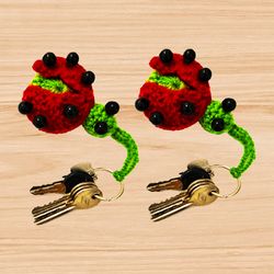 A Crochet ladybug keychain pdf pattern