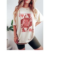 Queen of Hearts Shirt Mothers Day Gift, Comfort Colors Valentine TShirt, Retro Boho Vintage Graphic Tee, Alice in Wonder