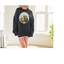 Boho Strawberry Shirt, Trendy Vintage Botanical Sweatshirt, Cottagecore Sweater, Light Academia Shirt, Nature Lover, Flo