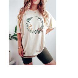 Boho Pressed Flowers Shirt, Trendy Wildflower TShirt, Botanical Comfort Colors T-Shirt, Cottagecore Mushroom Moth Tee Ga