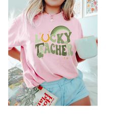 St Patricks Day Shirt, Lucky Teacher Gift Group Shirt, Comfort Colors TShirt, Irish Shamrock Rainbow Clover Shirt, Retro