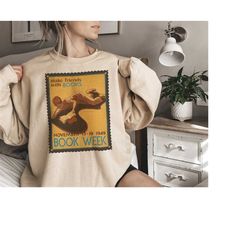 Book Lover Shirt Gift, Vintage Aesthetic Retro Sweatshirt, Reader Gift for Booklover Bookworm Librarian Teacher Shirt, L