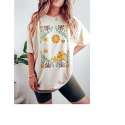 Boho Shirt Gift for Her Comfort Colors Tshirt Wildflower Shirt Floral T Shirt Retro 70s Shirt Art Nouveau Shirt Vintage