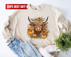 Howdy Fall Cow Sweatshirt, Cow Pumpkin Sweater, Fall Western Cow Shirt, Retro Fall T-Shirt, Country Fall Shirt