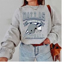 Dallas Football Crewneck Sweatshirt, Vintage Dallas Football Sweatshirt, Dallas Football T- Shirt,Dallas Fan Gift, Sunda