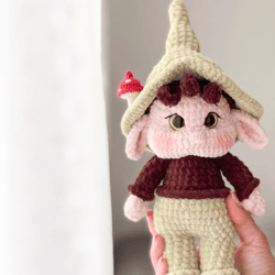 Elf with amigurumi crochet