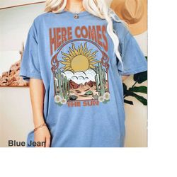 Comfort Color Here Comes The Sun Shirt, Retro Summer Shirt, Beach Shirt, Beach Vacation Shirt, Summer Vacation Shirt, Be