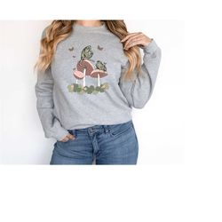Frogs On A Mushroom Sweatshirt,  Frogs Lover Outfit, Nature Animal Clothing Sweat, Cute Frog Sweatshirt, Natural Frog Gr