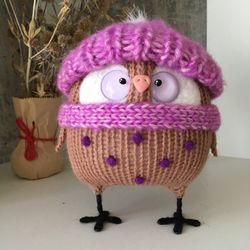 Felt owl Snowy owl Gift for animal lovery Owl in a purple hat