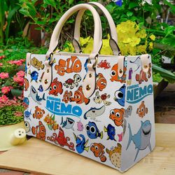 Finding Nemo bag and handbag, Finding Neno shoulder bag, Finding Neno sweatshirt