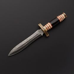 Custom-made Damascus steel dagger