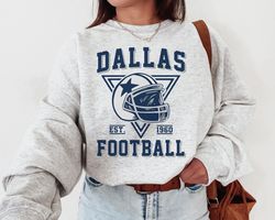 Vintage Dallas Cowboy Football Crewneck Sweatshirt T-Shirt