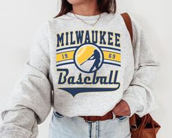 Vintage Milwaukee Brewer Crewneck Sweatshirt T-Shirt, Brewers EST 1969 Sweatshirt, Milwaukee Baseball Game Day Shirt, Re